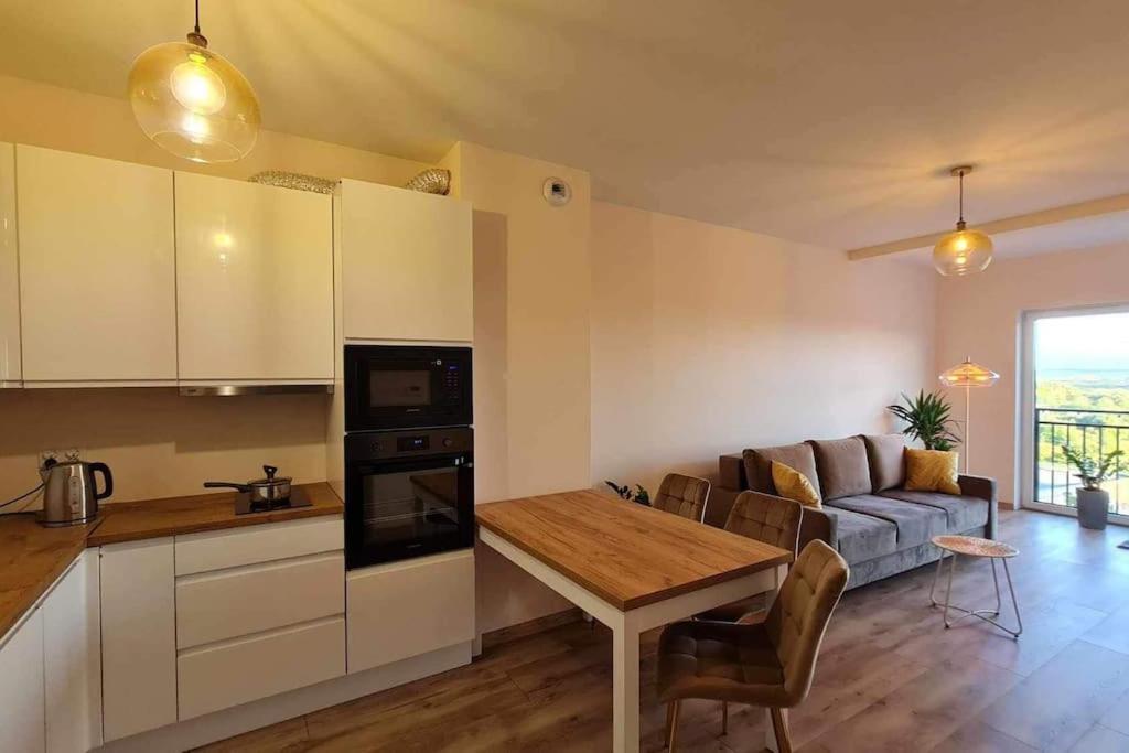 Mily, Nowy, Luksusowy Apartament Apartman Przemyśl Kültér fotó